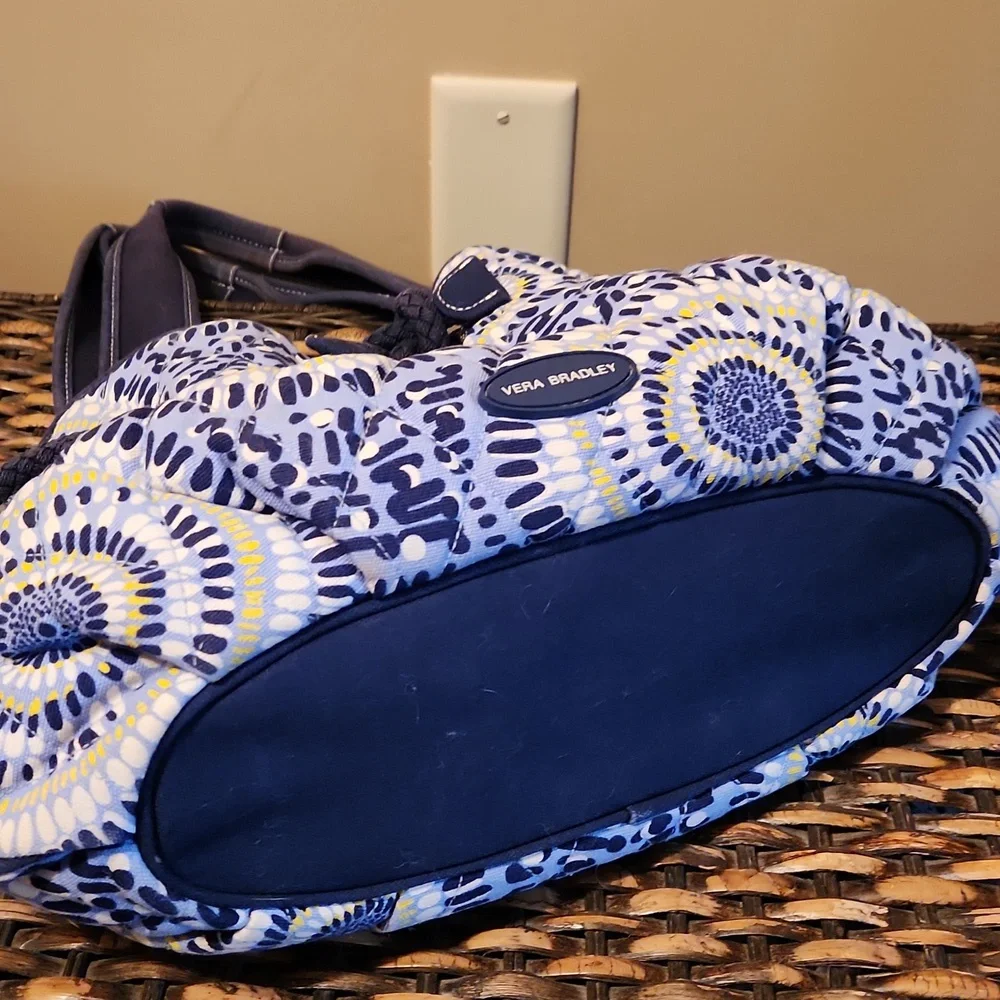 Vera Bradley Blue & White Shoulder Purse - Picture 9 of 10
